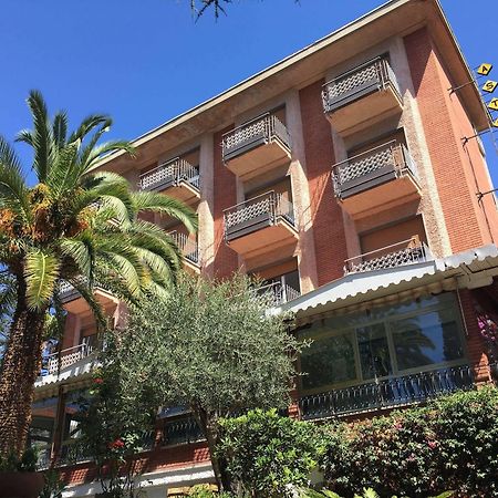 Hotel Astoria Bordighera Eksteriør billede