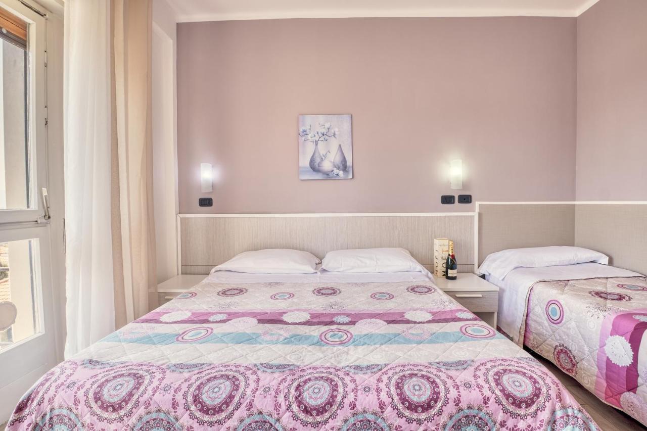 Hotel Astoria Bordighera Eksteriør billede
