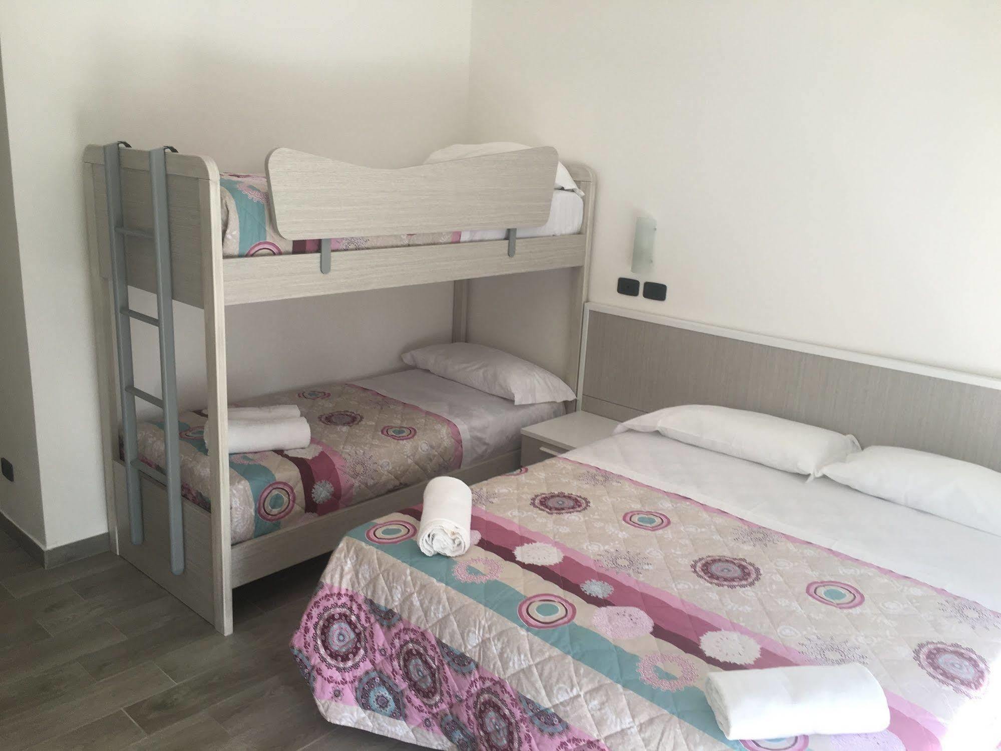 Hotel Astoria Bordighera Eksteriør billede
