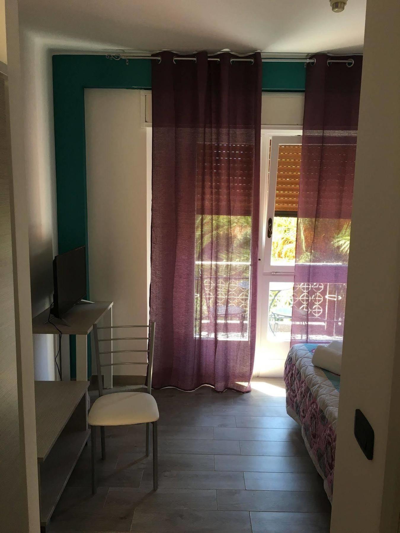 Hotel Astoria Bordighera Eksteriør billede