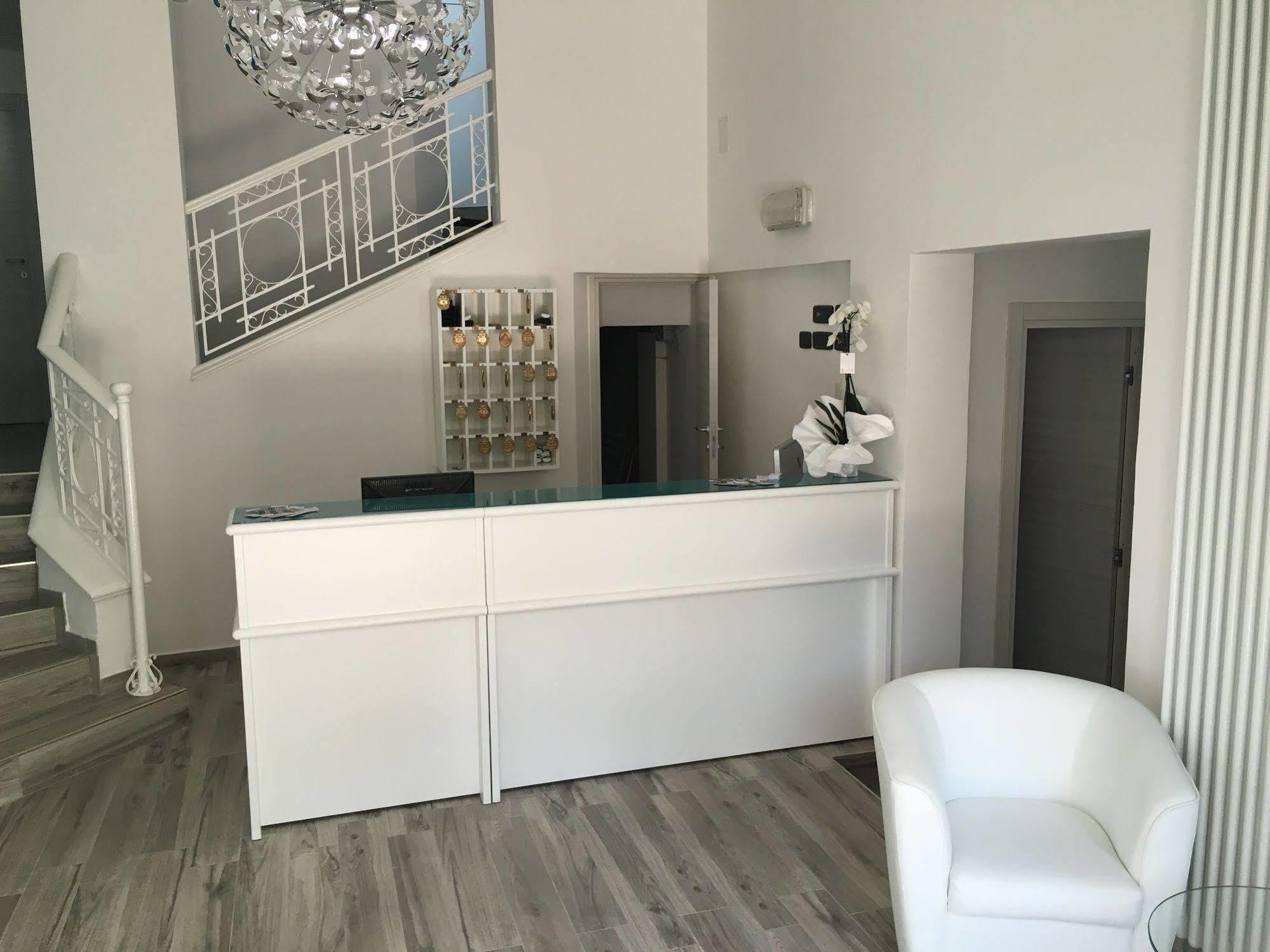Hotel Astoria Bordighera Eksteriør billede