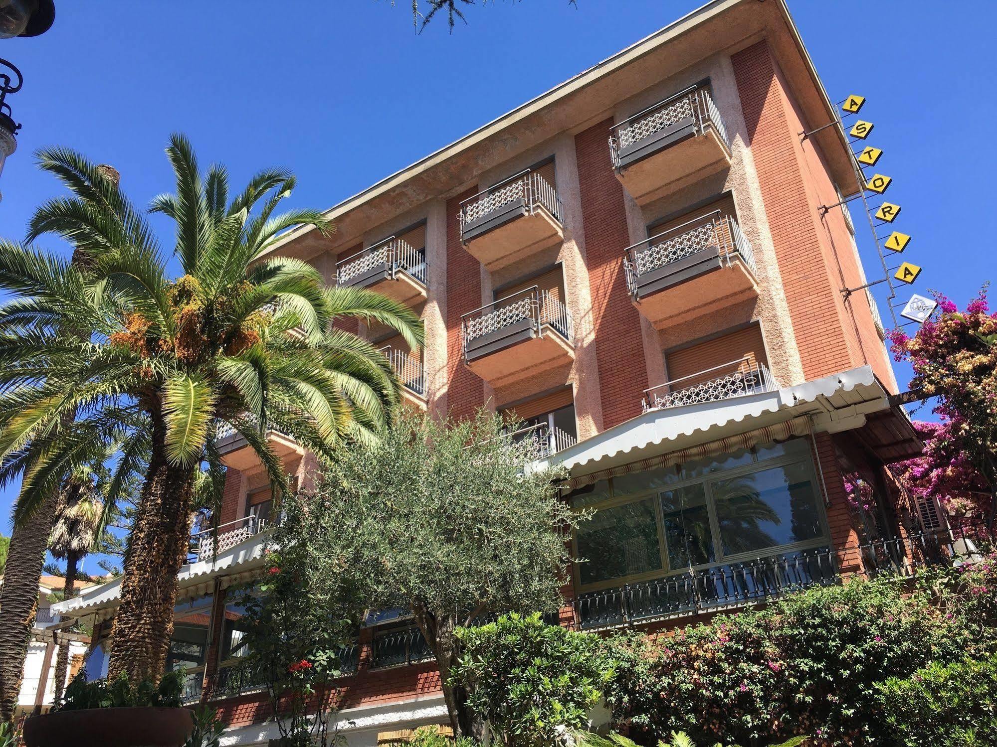Hotel Astoria Bordighera Eksteriør billede