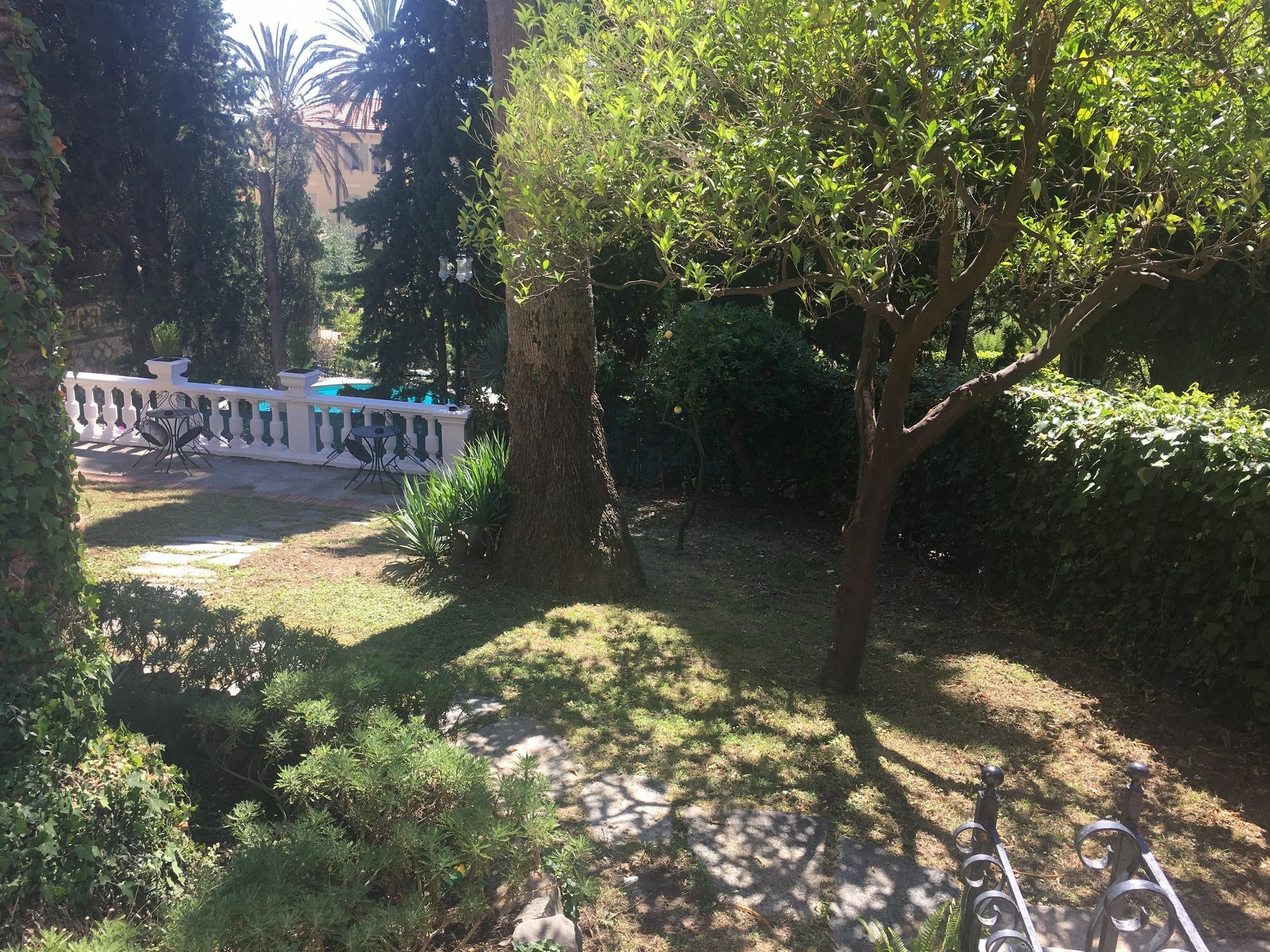 Hotel Astoria Bordighera Eksteriør billede